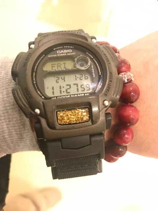 タロット占い「フォーチュン ヒーリング ™」公式ブログ | 1990年代のG-SHOCK腕時計のライトボタンの修理