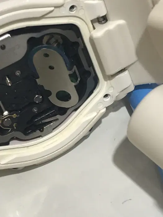 山形インフォメーション | BabyG BGA-116 液漏れ基盤修理と電池交換