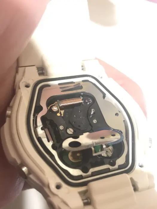 山形インフォメーション | BabyG BGA-116 液漏れ基盤修理と電池交換